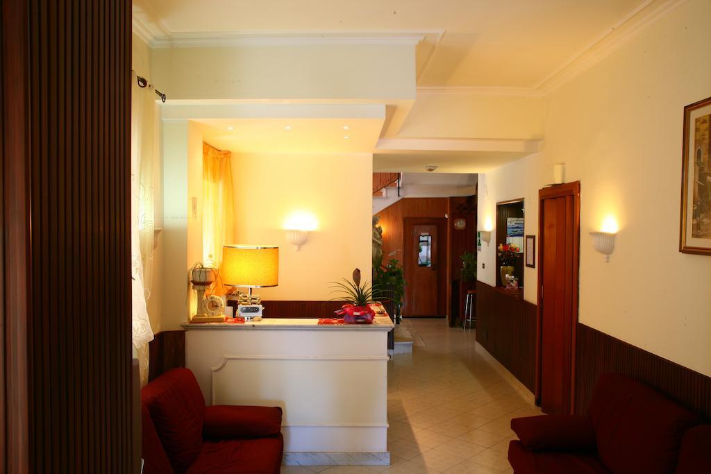 Hotel Eliseo 퓨기 외부 사진