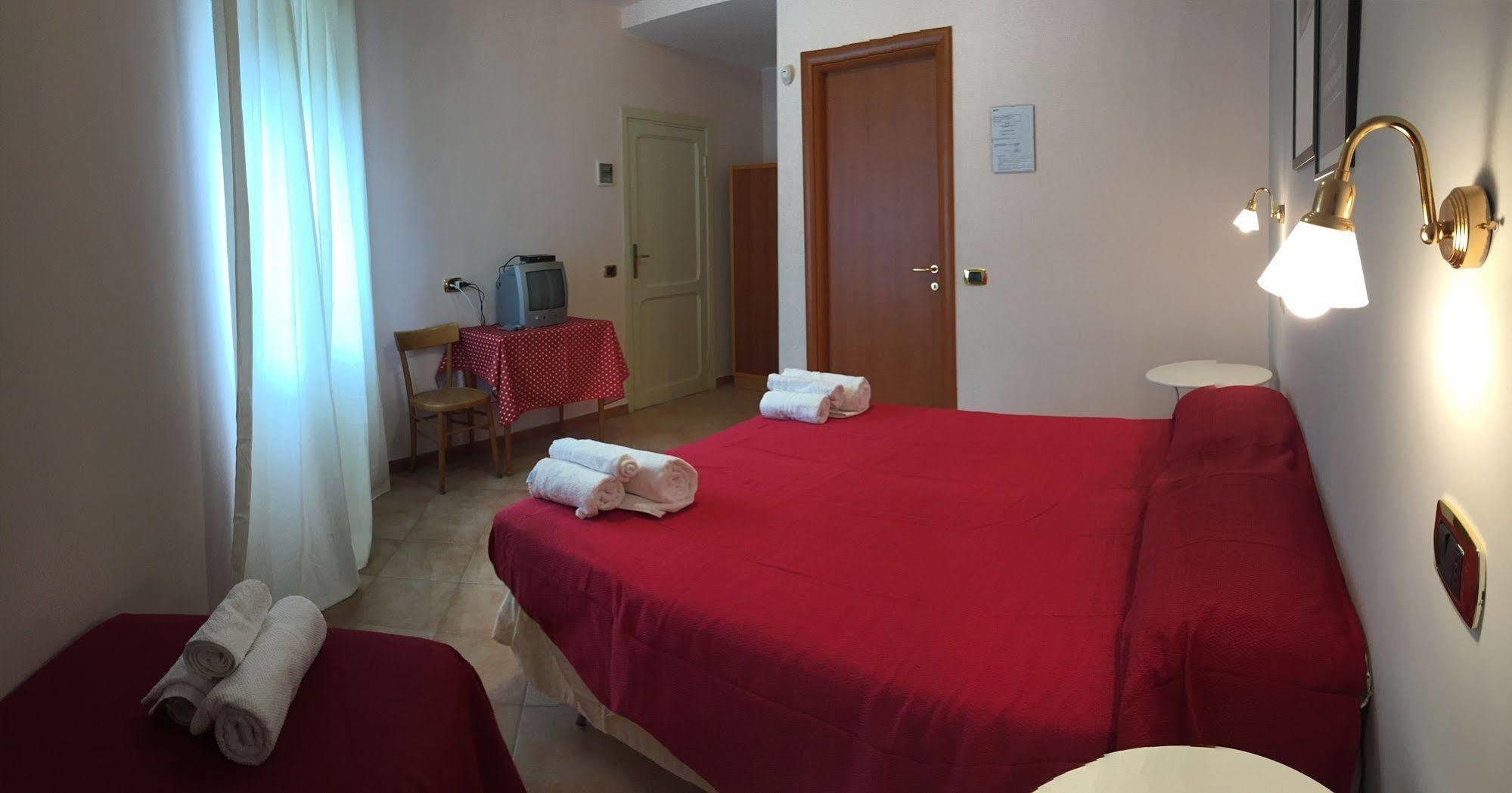 Hotel Eliseo 퓨기 외부 사진