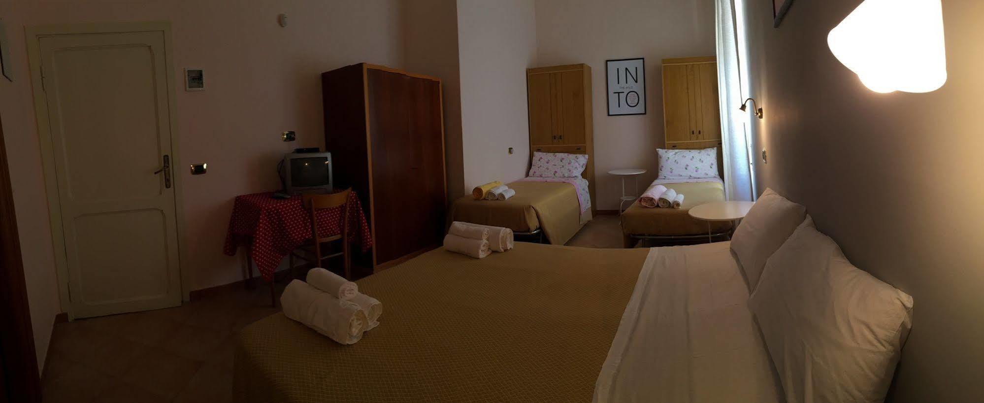 Hotel Eliseo 퓨기 외부 사진